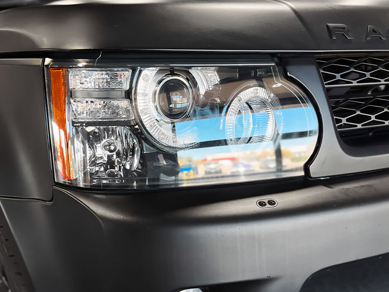 headlight black car